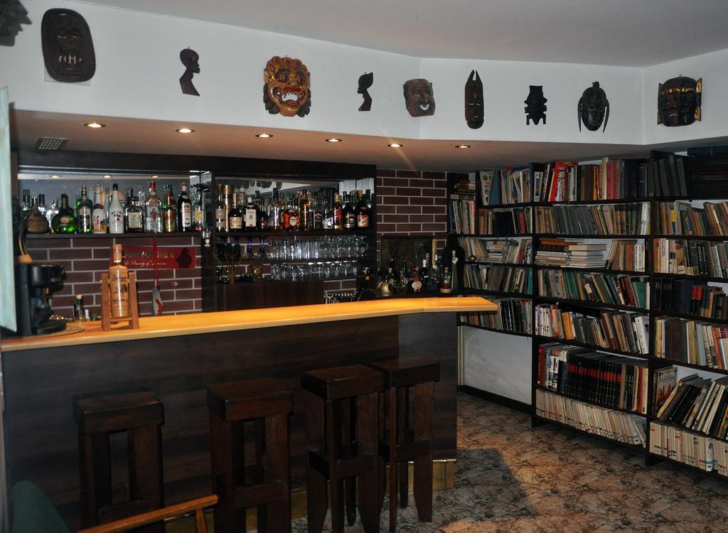 Pokoje Goscinne Pod Sikornikiem Cracovie Extérieur photo