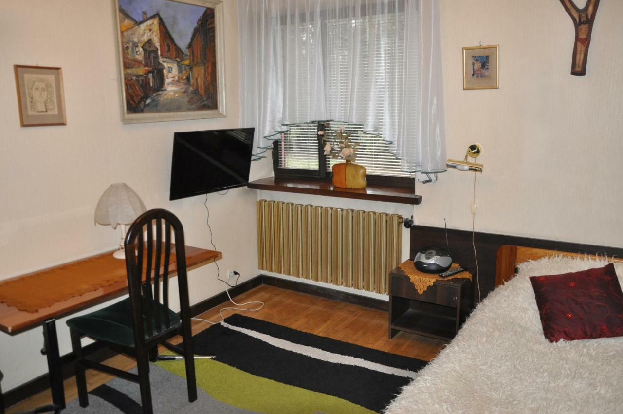 Pokoje Goscinne Pod Sikornikiem Cracovie Extérieur photo